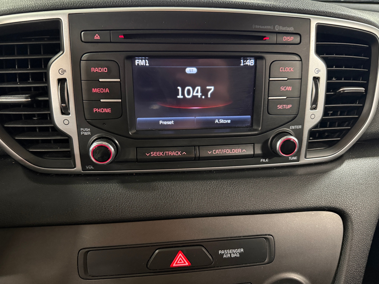 Thumbnail: 2017 Kia Sportage - 4