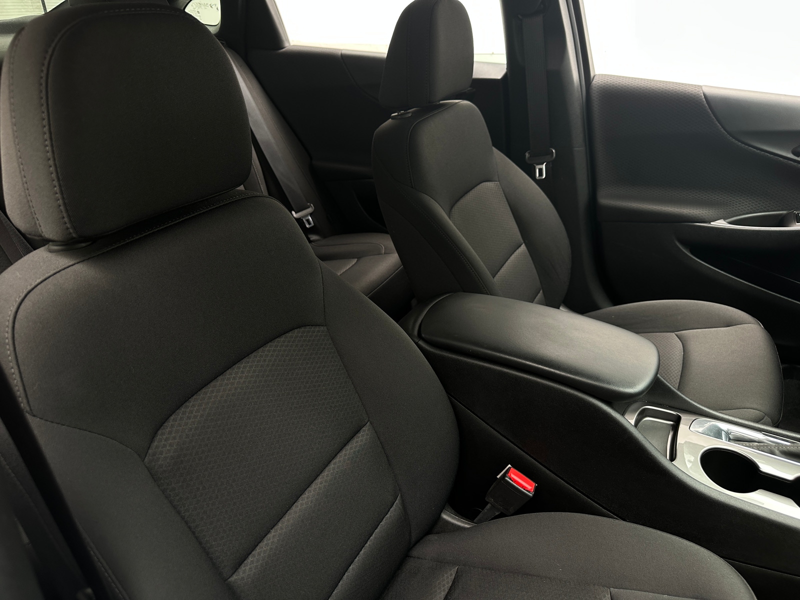 Thumbnail: 2019 Chevrolet Malibu - 2