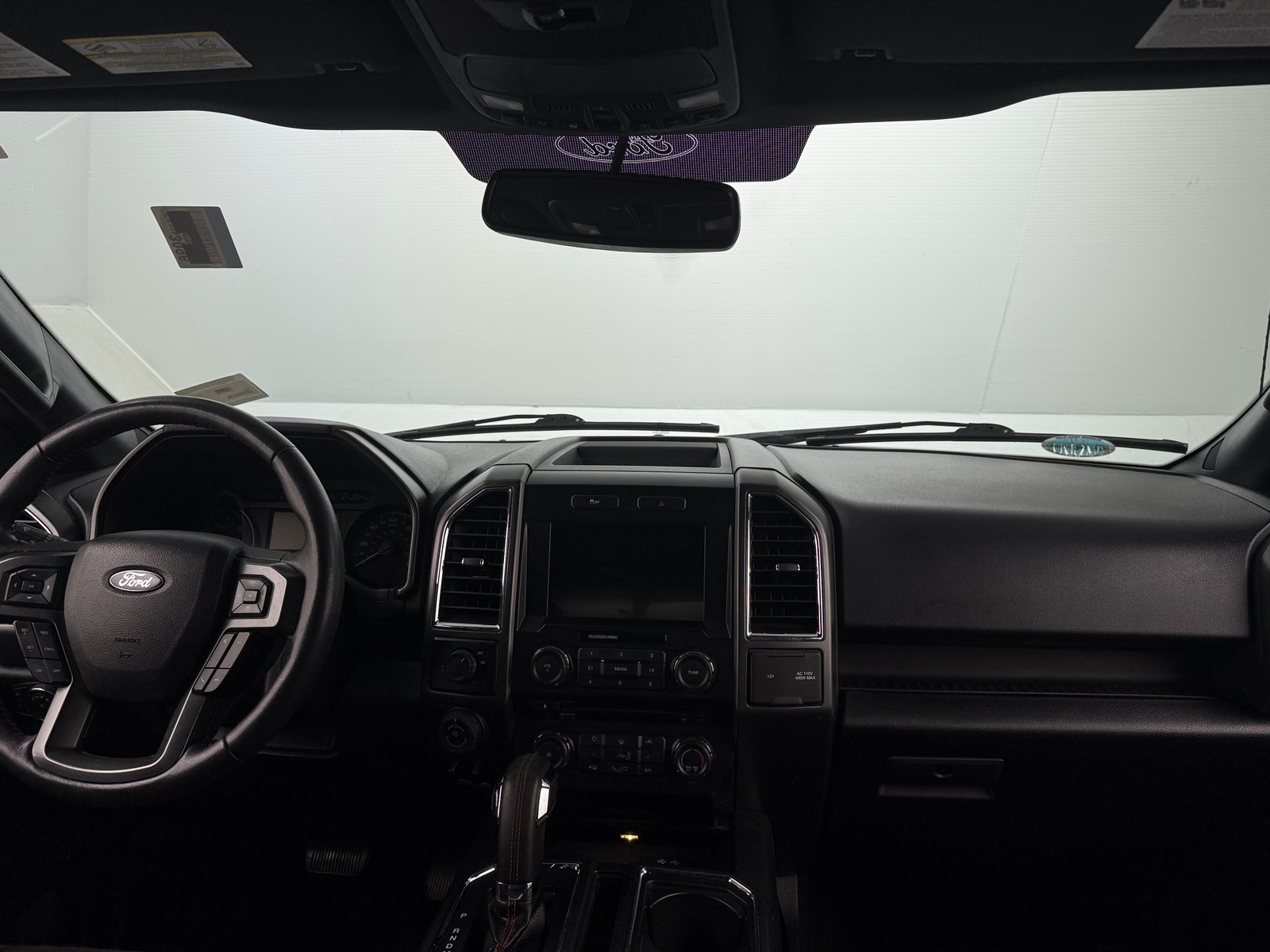 Thumbnail: 2016 Ford Econoline - 3