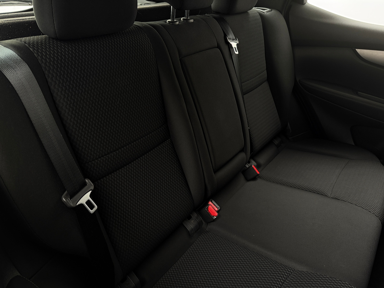 Thumbnail: 2019 Nissan Rogue Sport - 6