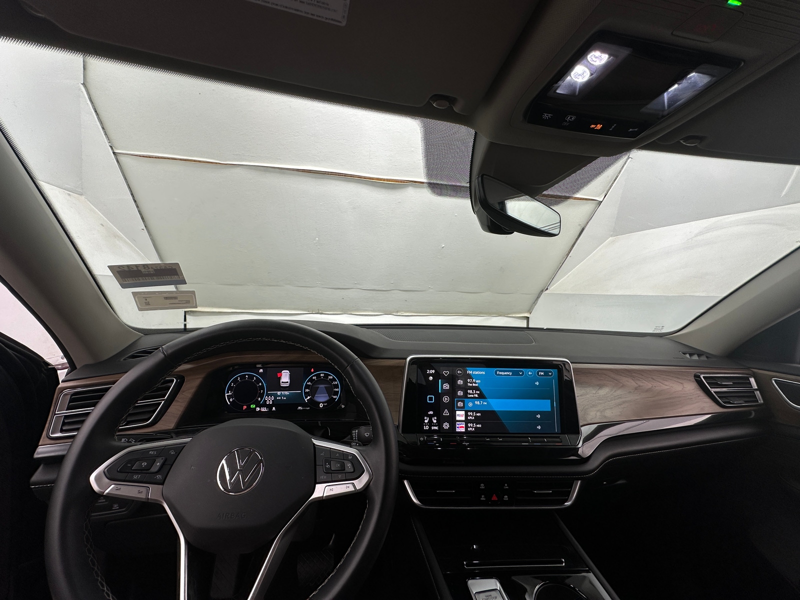 Thumbnail: 2025 Volkswagen Atlas - 2