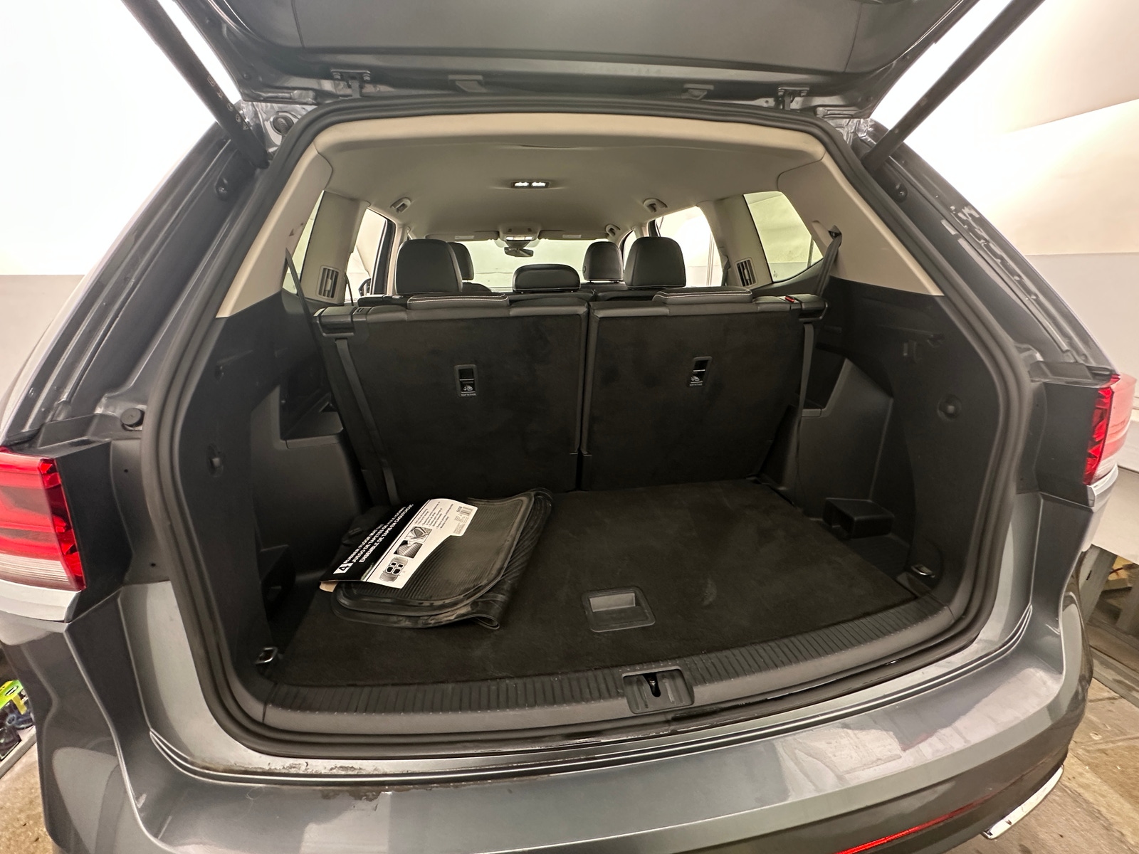 Thumbnail: 2025 Volkswagen Atlas - 6