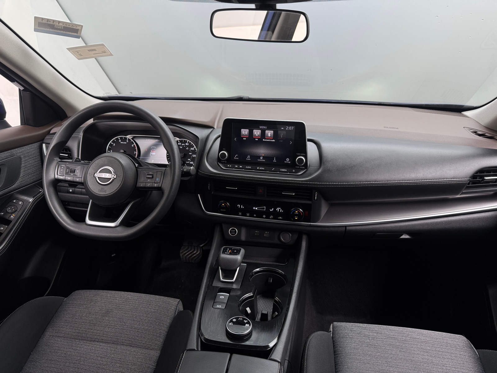 Thumbnail: 2023 Nissan Rogue - 3