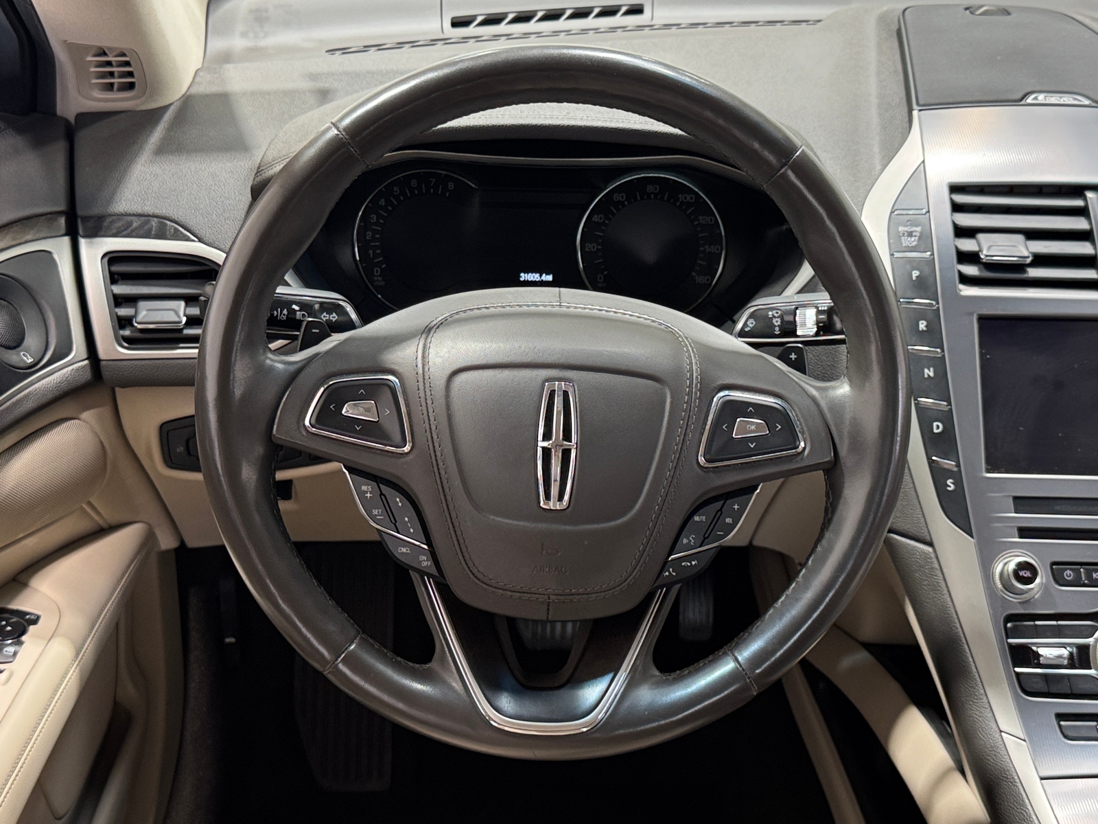 Thumbnail: 2019 Lincoln MKZ - 4