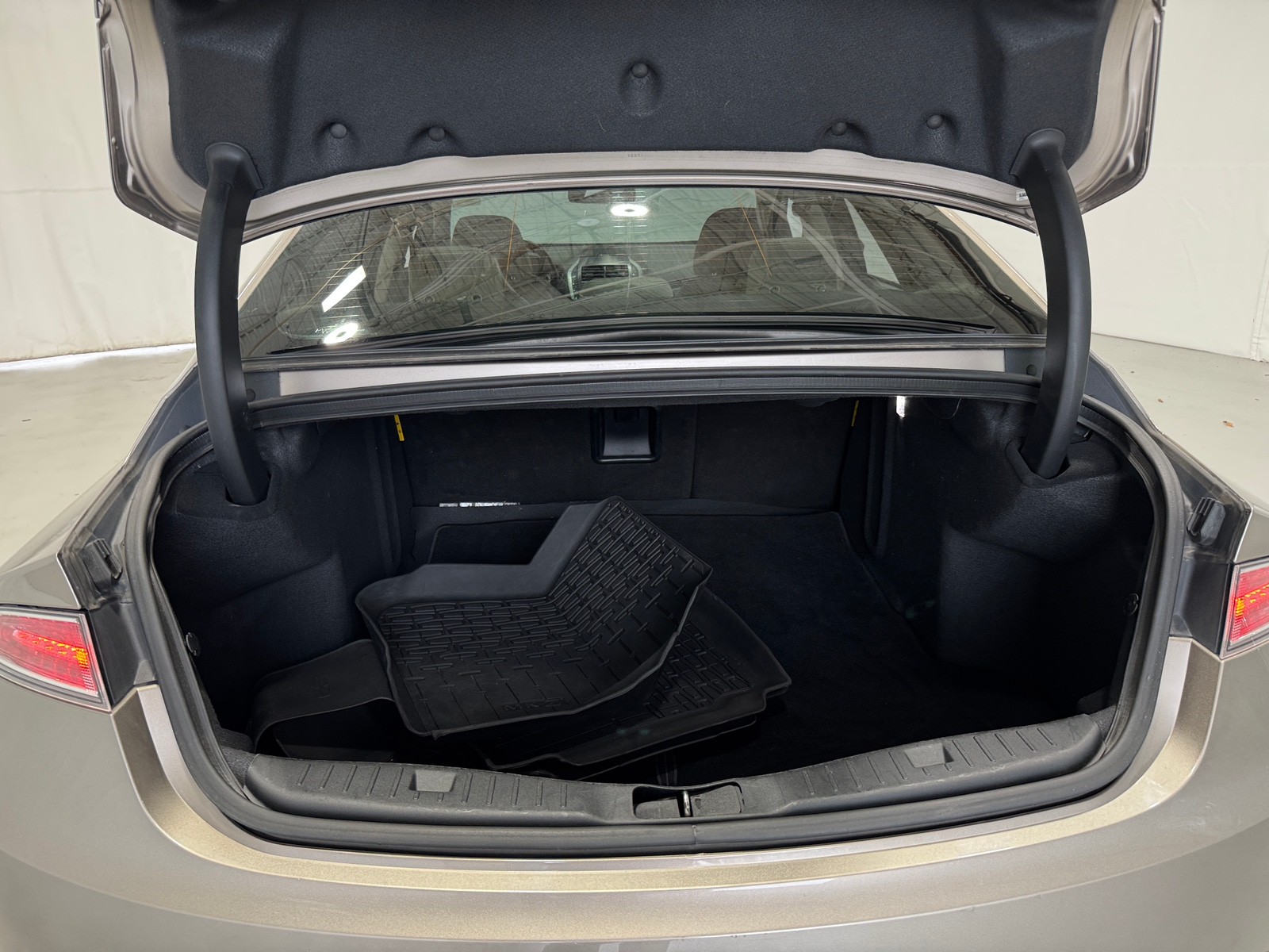 Thumbnail: 2019 Lincoln MKZ - 6