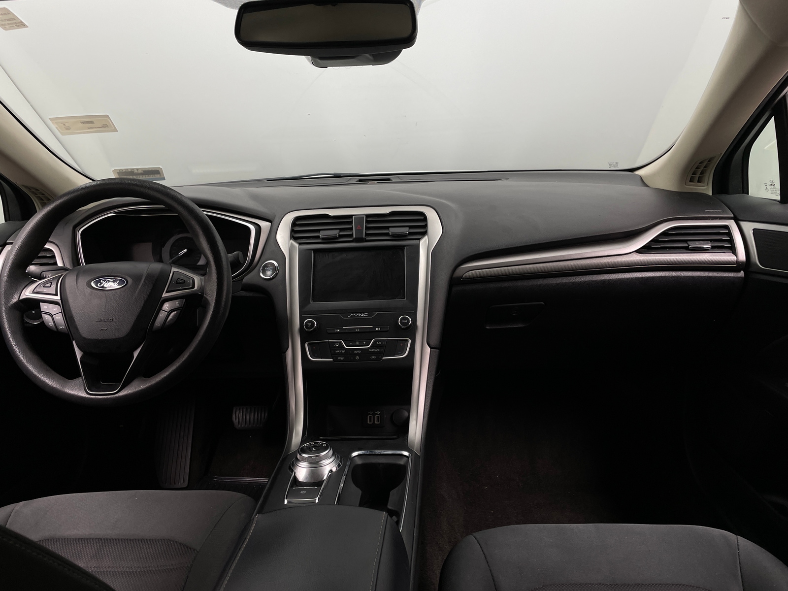 Thumbnail: 2020 Ford Fusion - 3