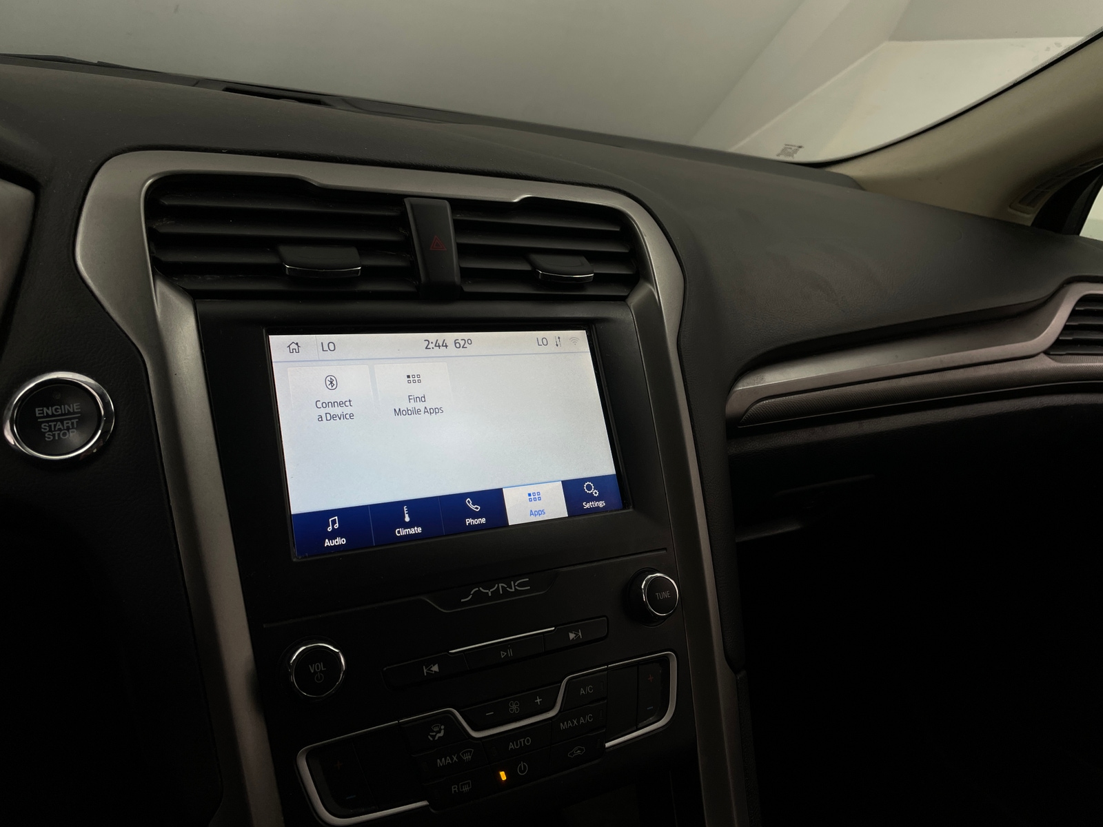 Thumbnail: 2020 Ford Fusion - 4