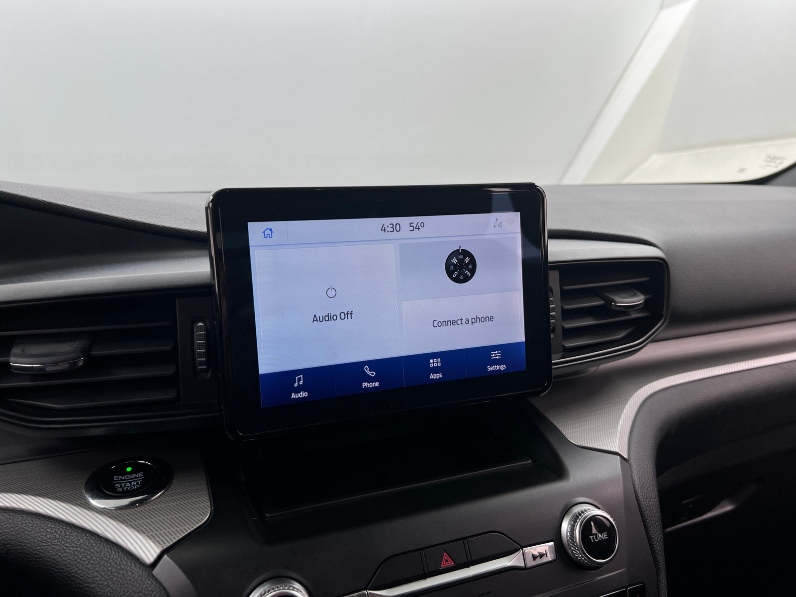 Thumbnail: 2020 Ford Explorer - 4