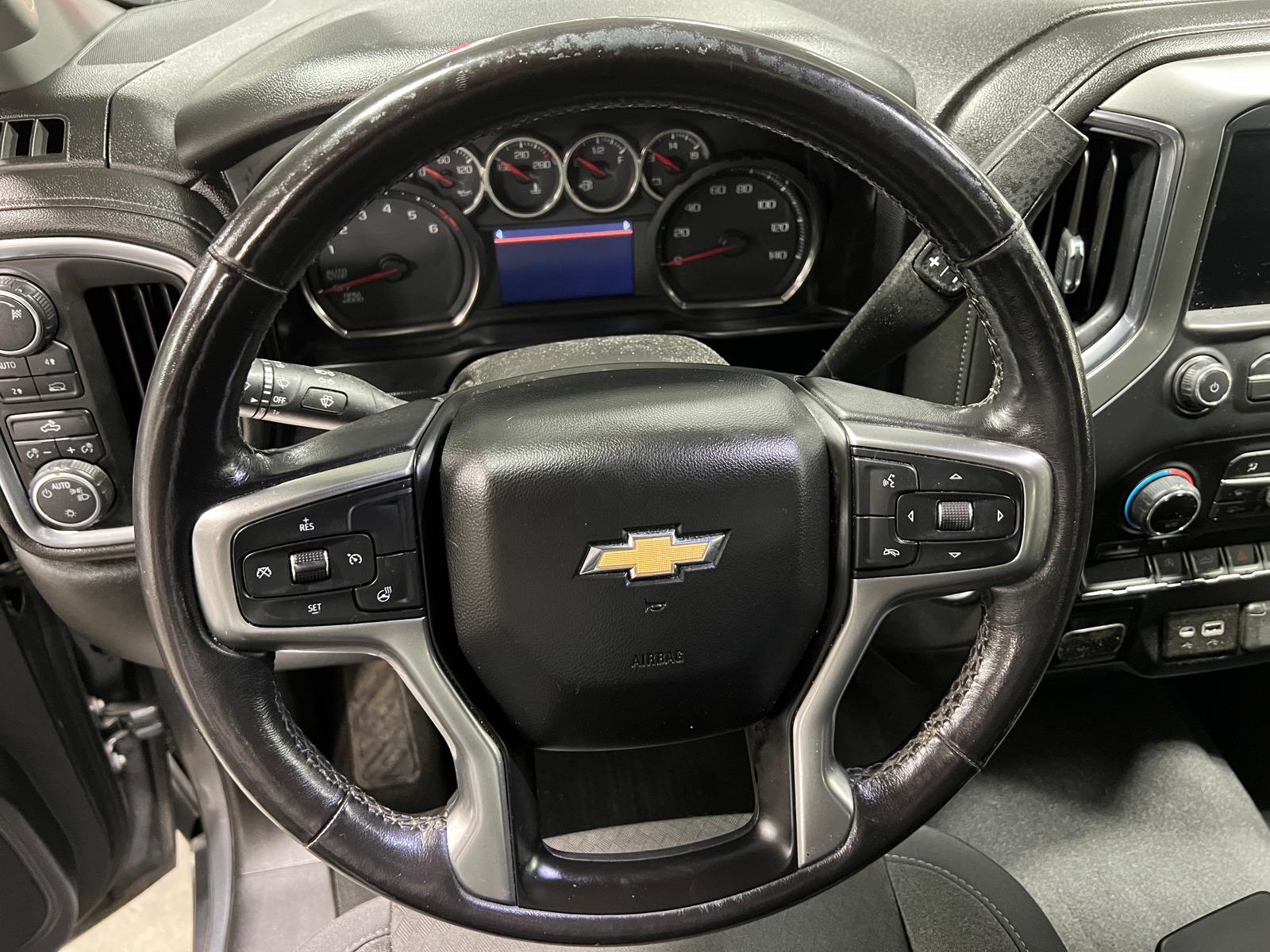 Thumbnail: 2019 Chevrolet Silverado 1500 - 5