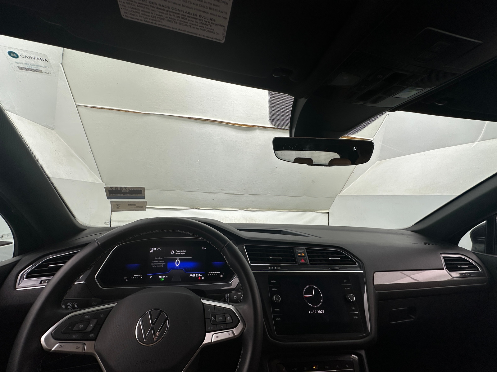 Thumbnail: 2022 Volkswagen Tiguan - 2