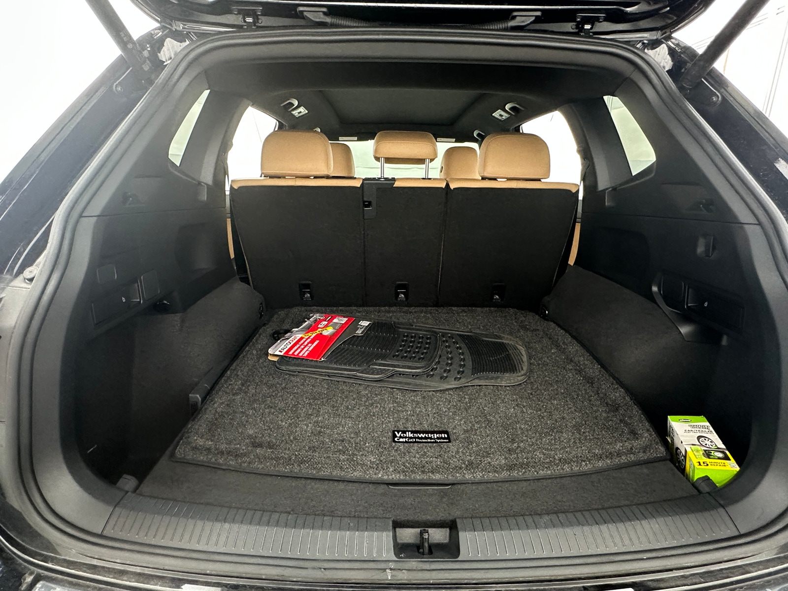 Thumbnail: 2022 Volkswagen Tiguan - 6