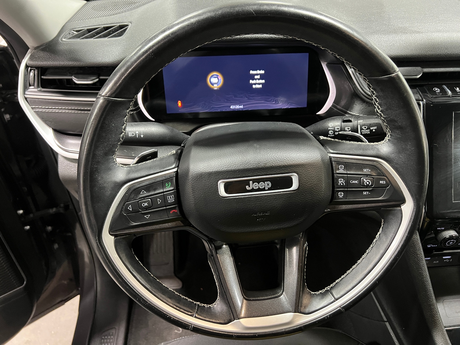 Thumbnail: 2022 Jeep Grand Cherokee L - 5