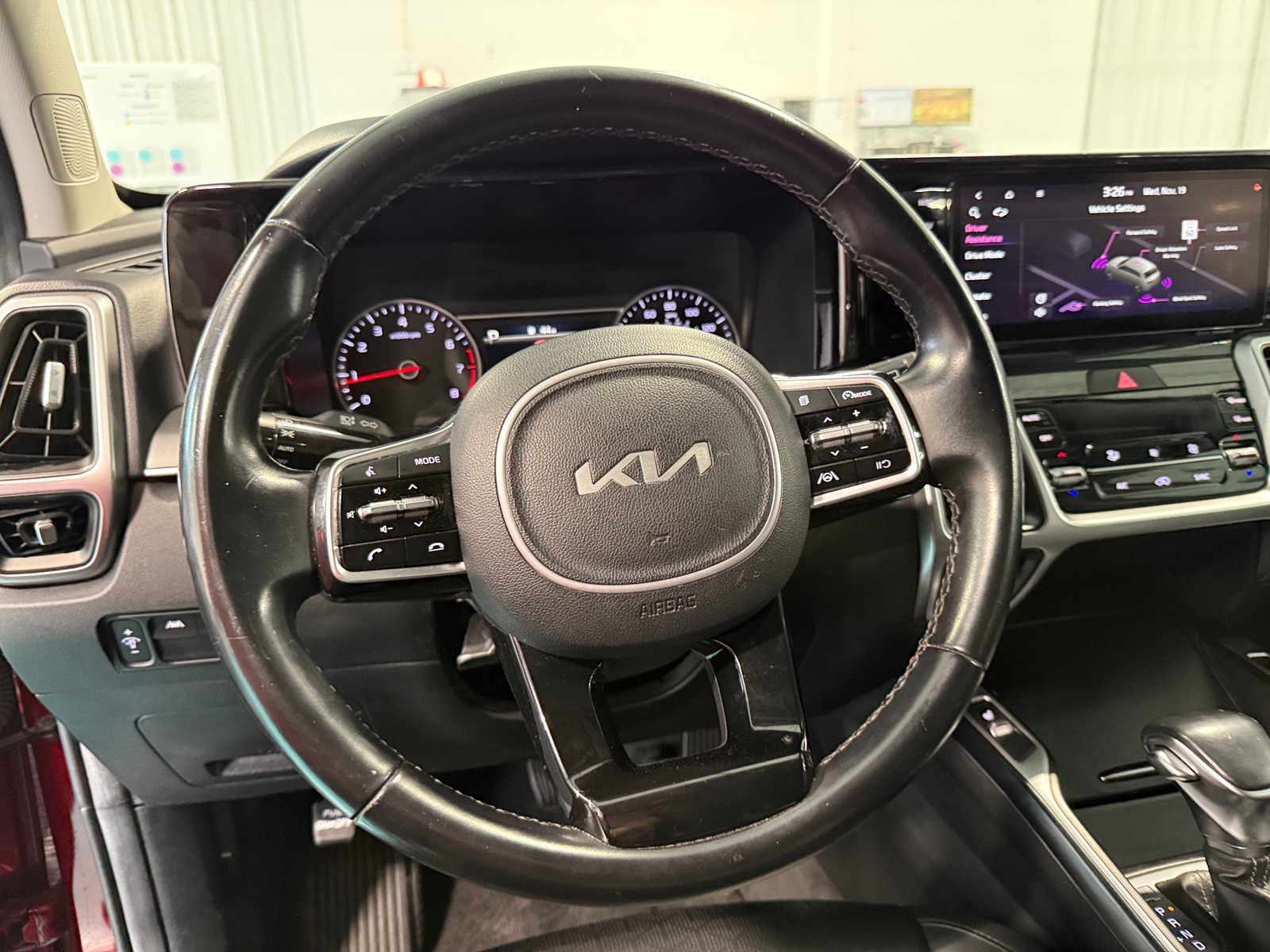 Thumbnail: 2022 Kia Sorento - 5