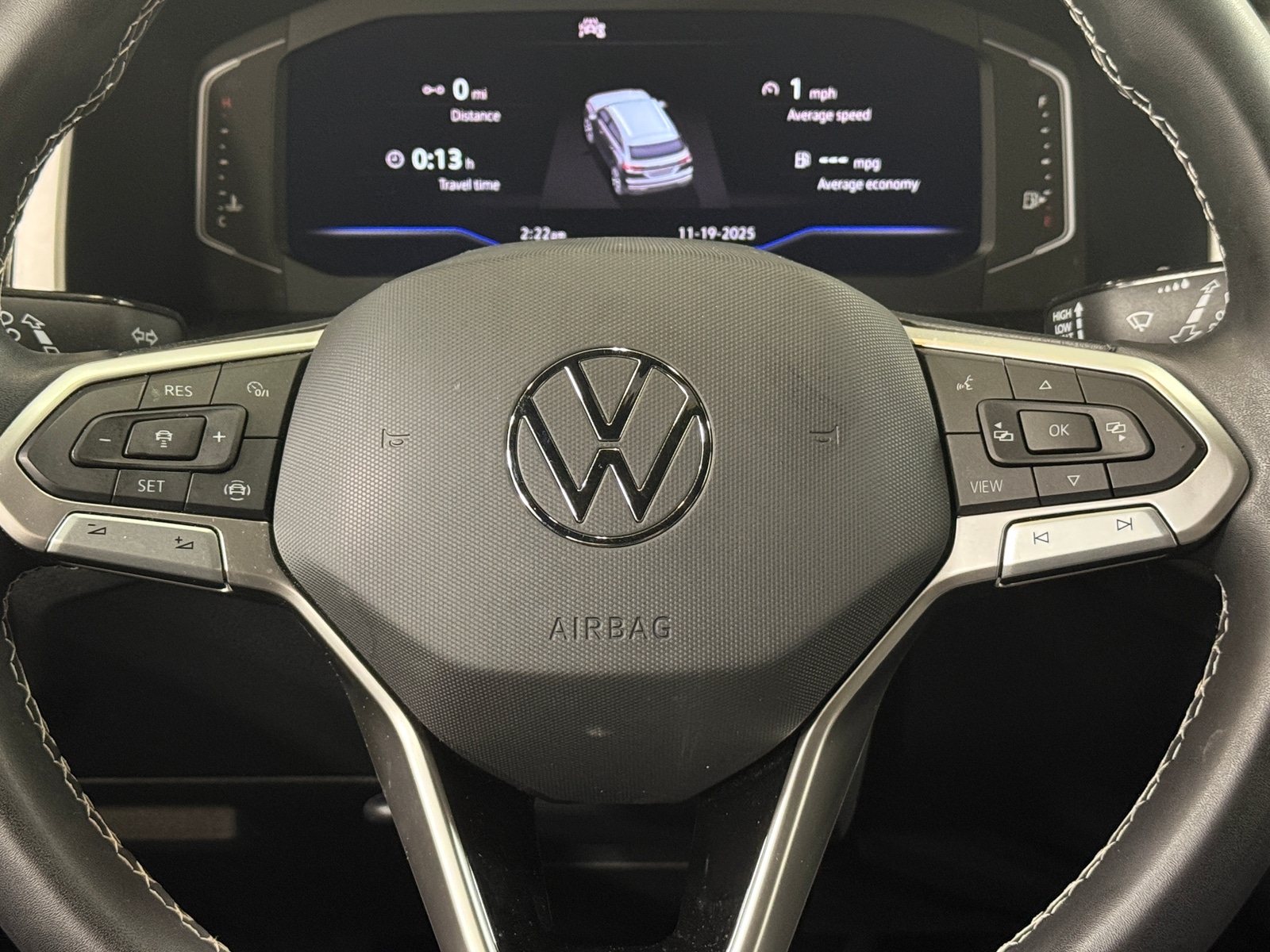 Thumbnail: 2022 Volkswagen Atlas - 5