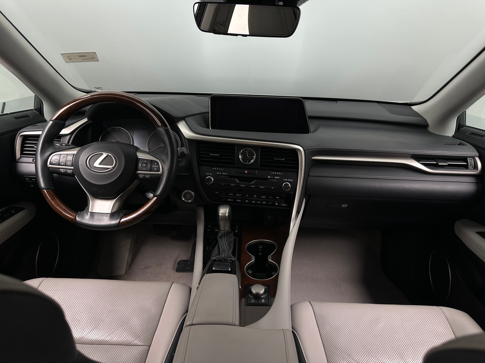 Thumbnail: 2016 Lexus RX - 3