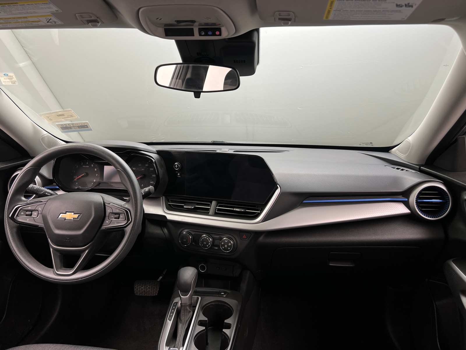 Thumbnail: 2024 Chevrolet Trax - 3