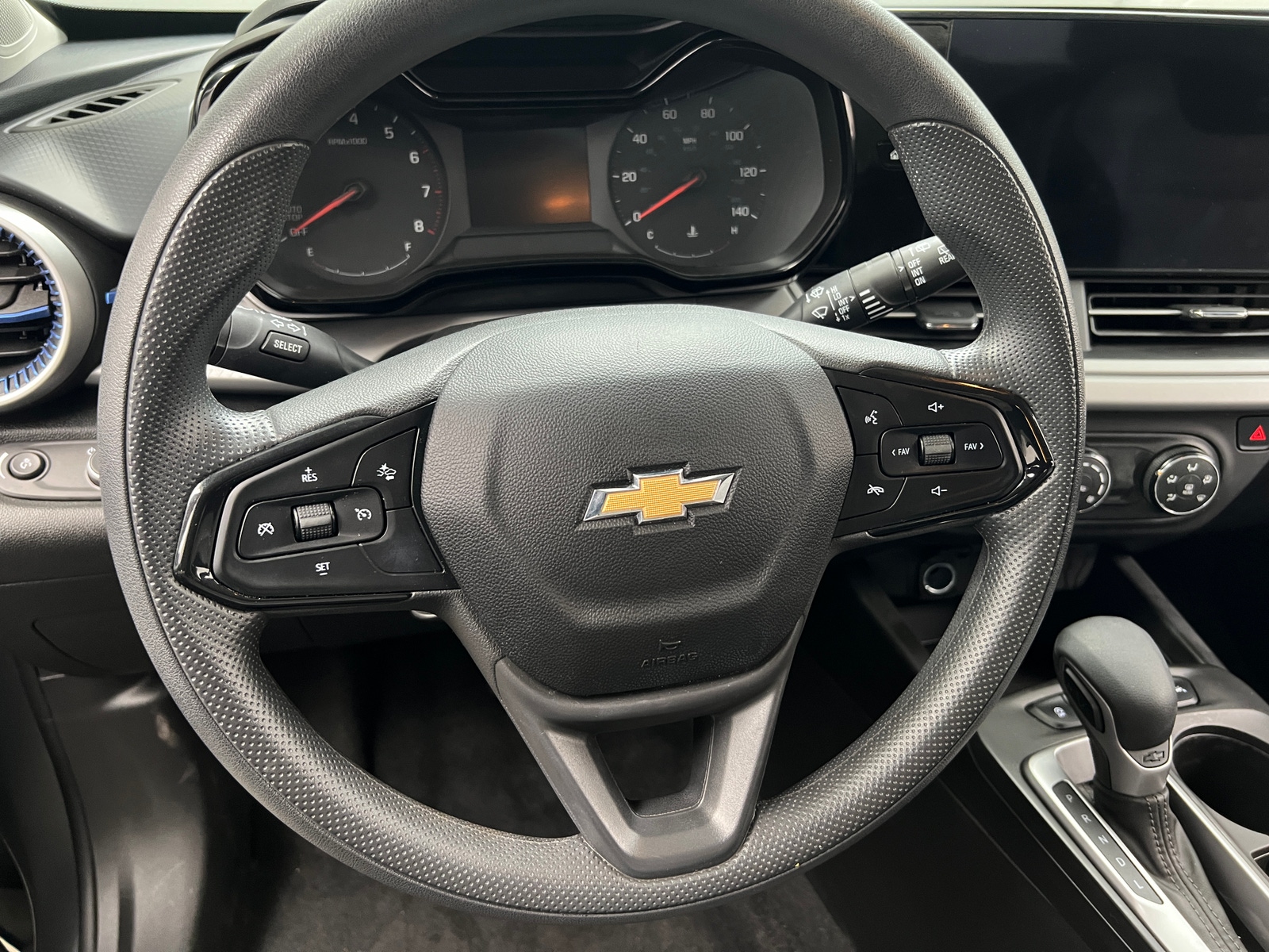 Thumbnail: 2024 Chevrolet Trax - 5