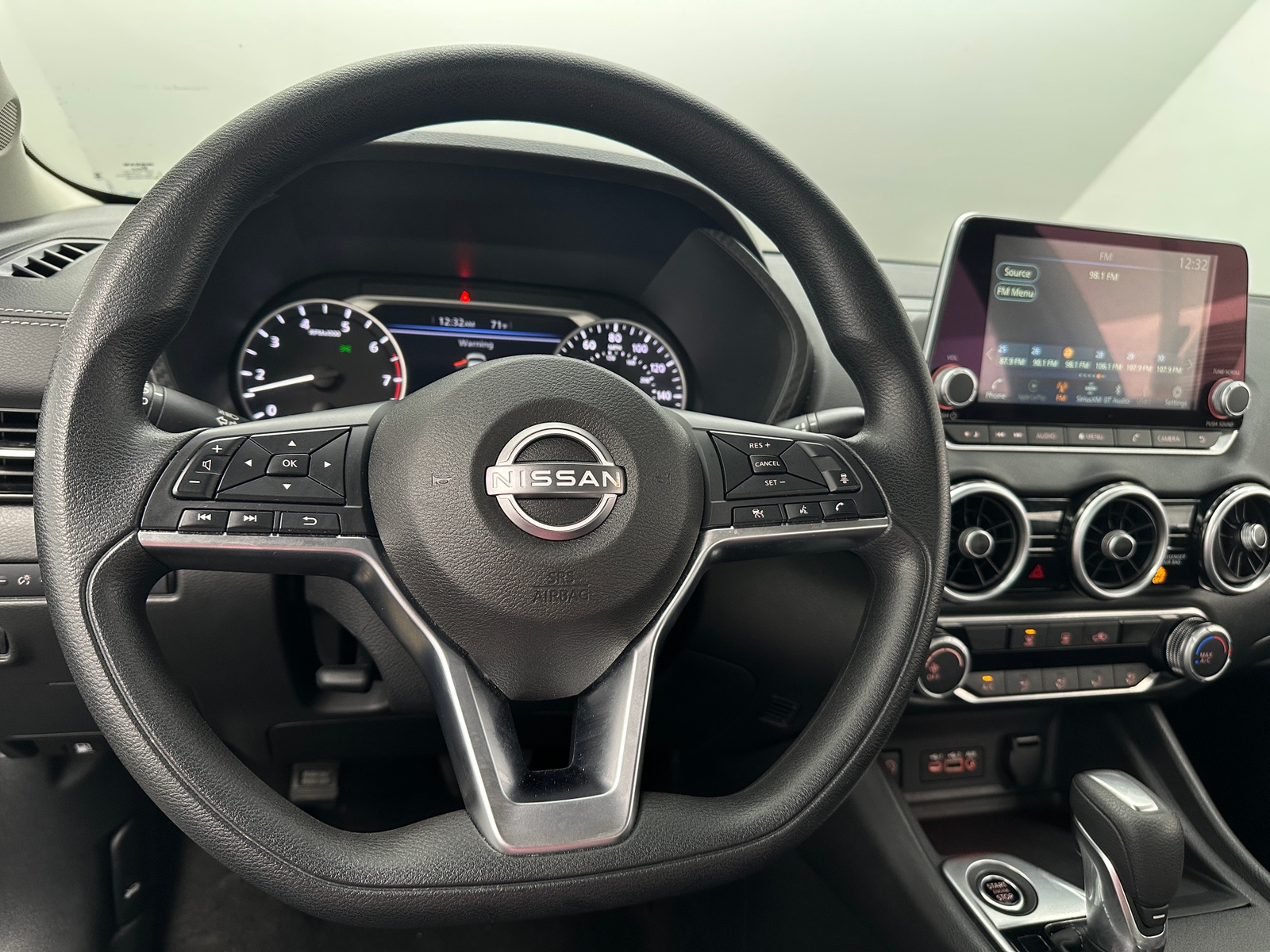 Thumbnail: 2024 Nissan Sentra - 5