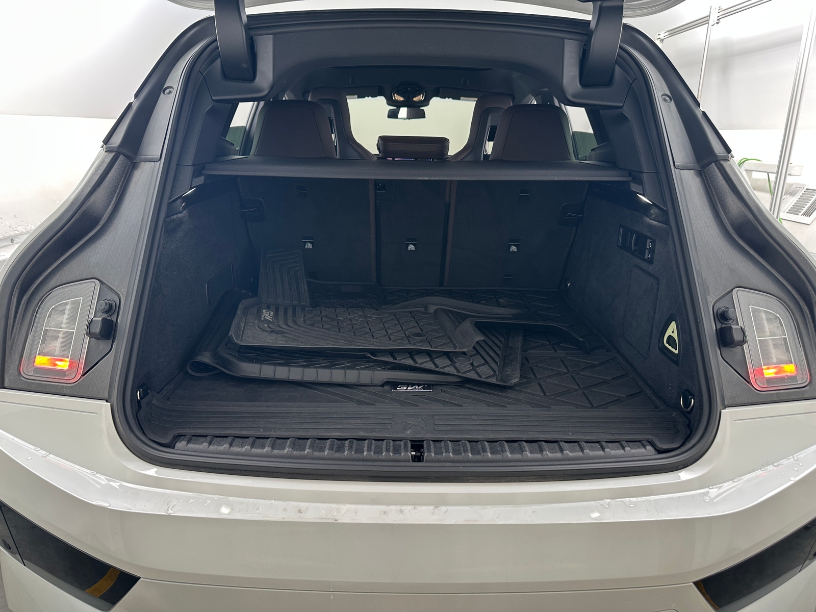 Thumbnail: 2024 BMW iX - 6