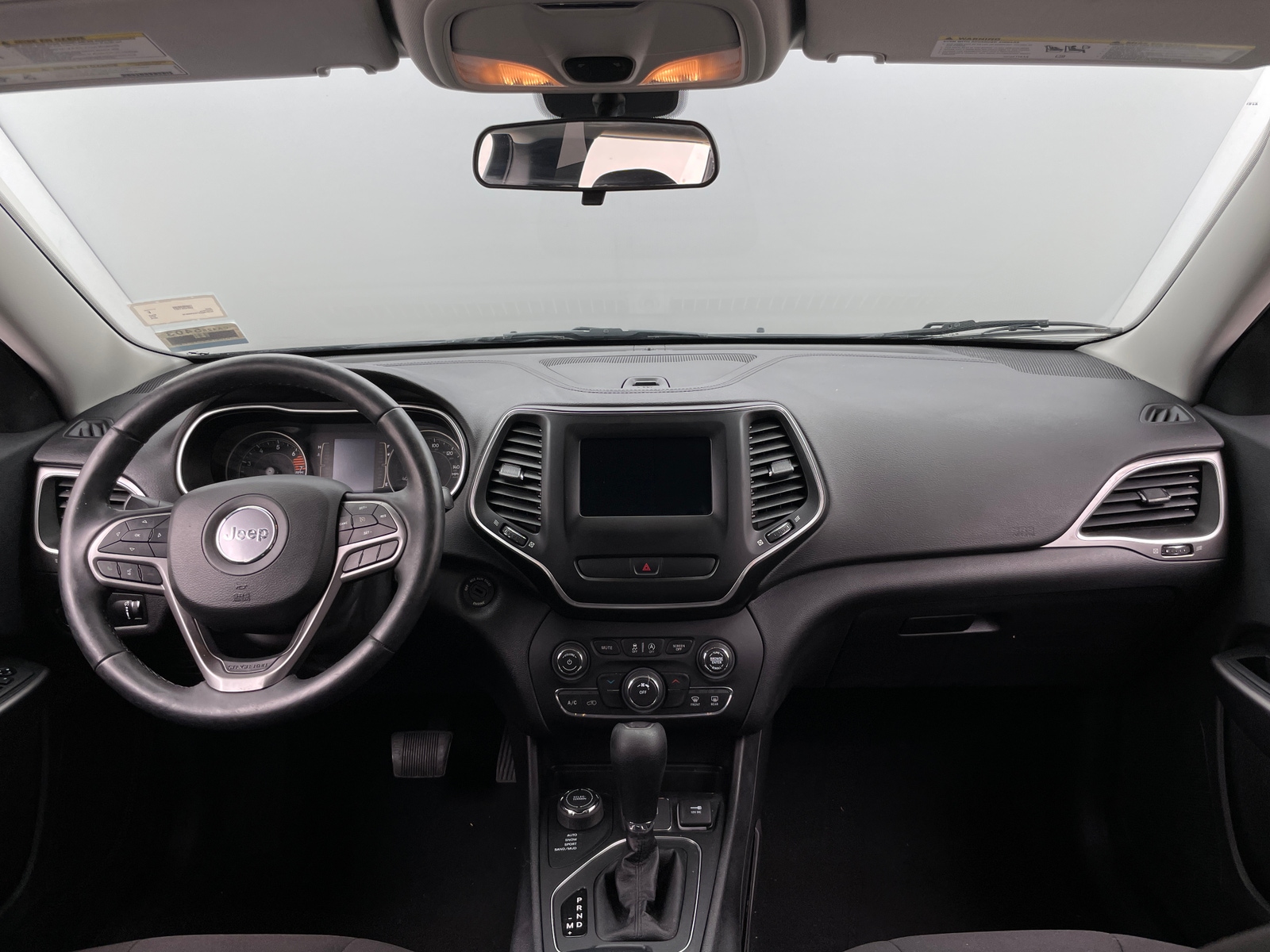 Thumbnail: 2019 Jeep Cherokee - 3