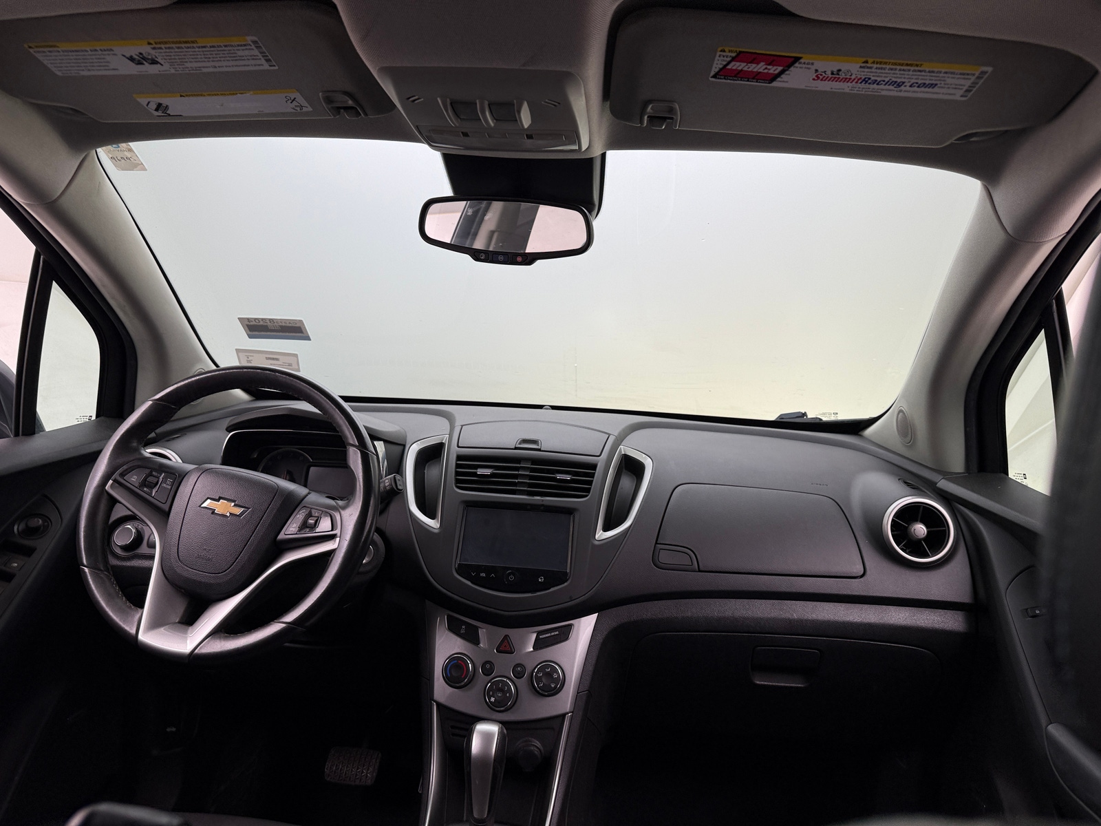 Thumbnail: 2016 Chevrolet Trax - 3