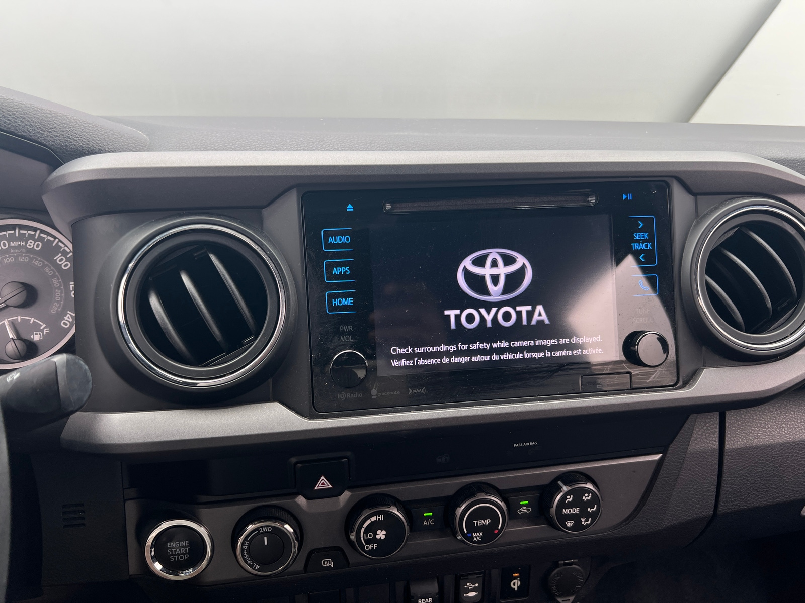 Thumbnail: 2019 Toyota Tacoma - 4