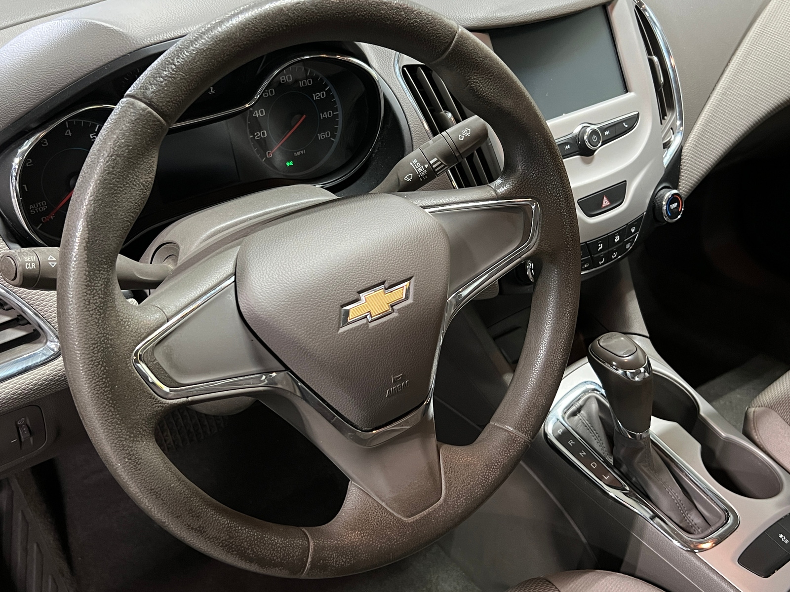 Thumbnail: 2018 Chevrolet Cruze - 5