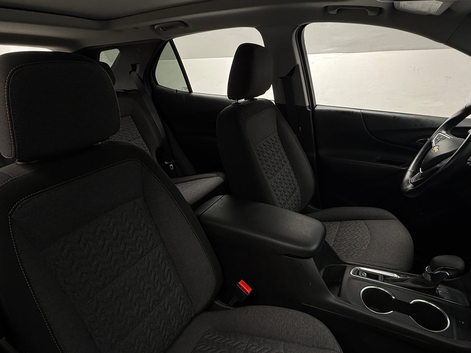 Thumbnail: 2022 Chevrolet Equinox - 2