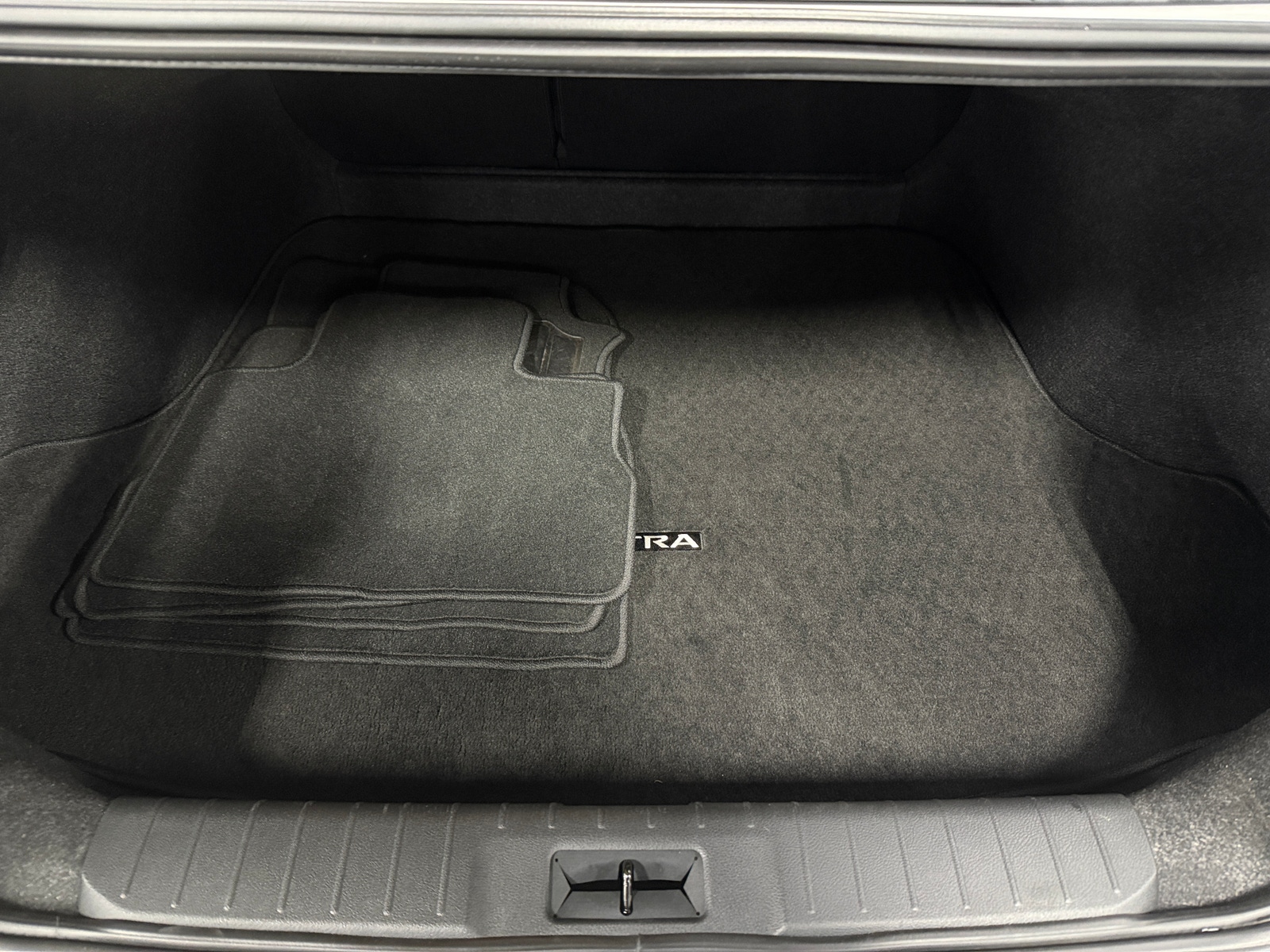 Thumbnail: 2024 Nissan Sentra - 6