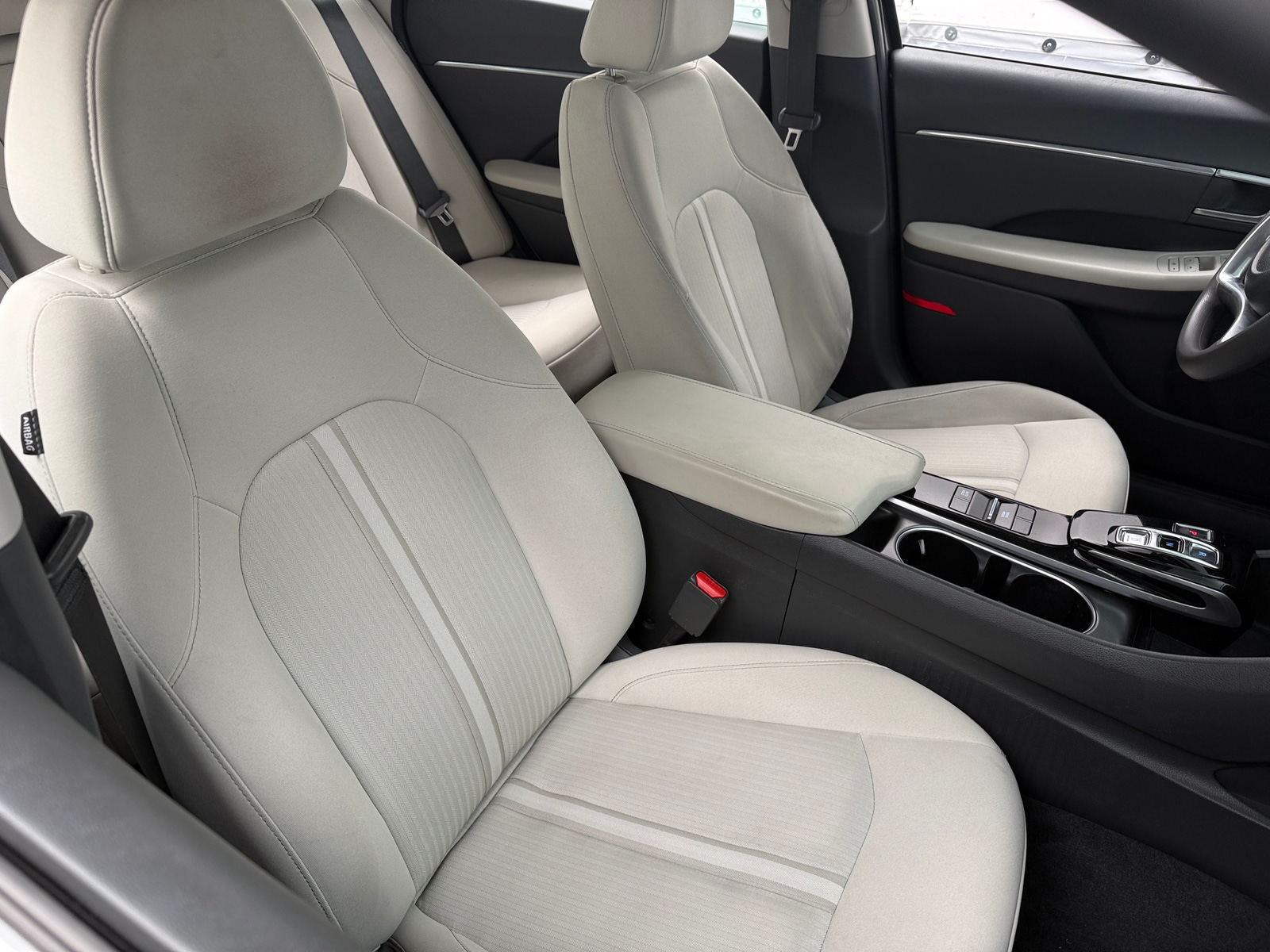 Thumbnail: 2023 Hyundai Sonata - 2