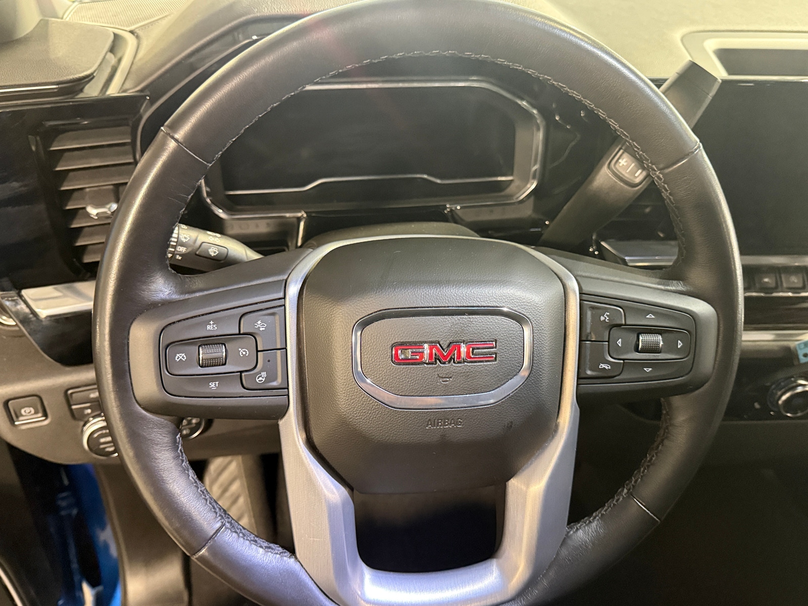 Thumbnail: 2022 GMC Sierra 1500 - 5