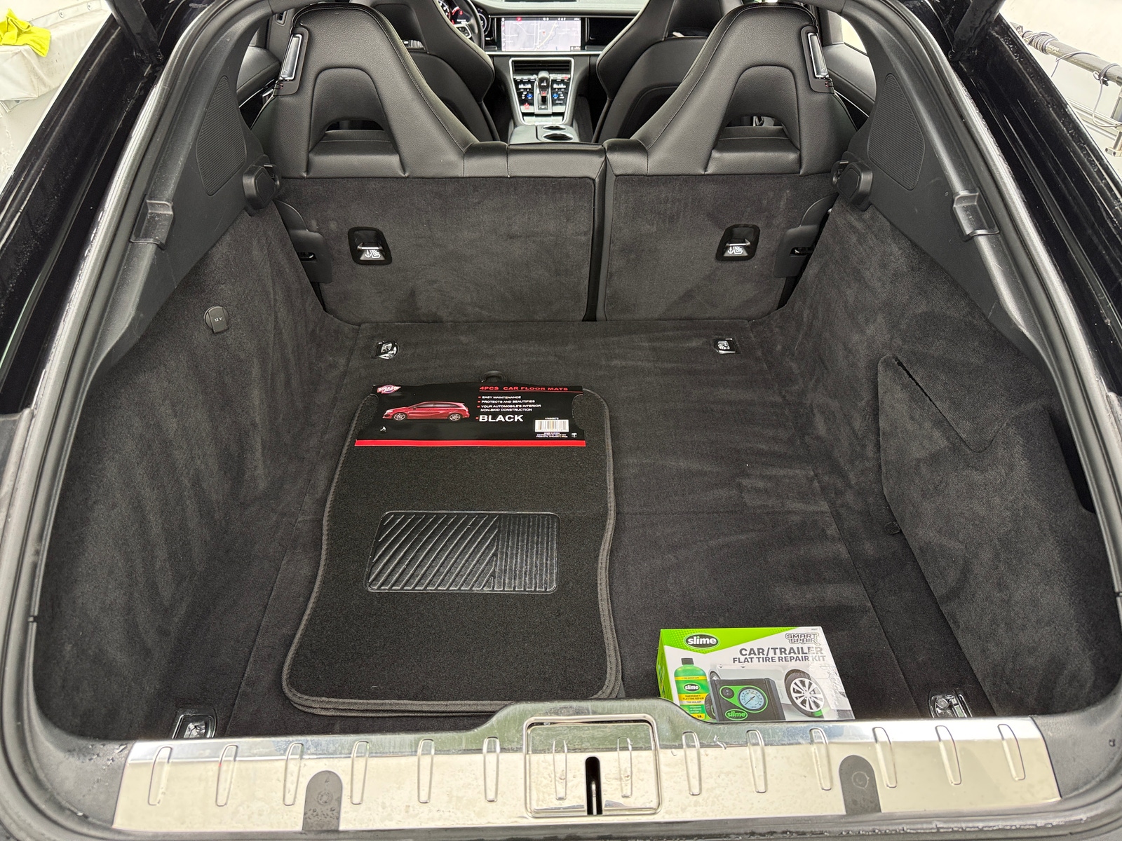 Thumbnail: 2019 Porsche Panamera - 6