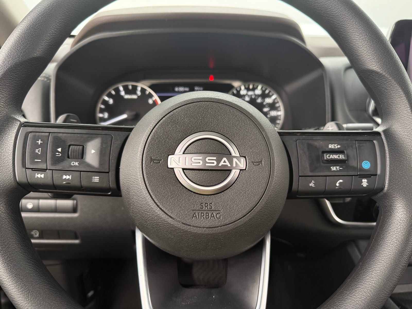 Thumbnail: 2023 Nissan Rogue - 5