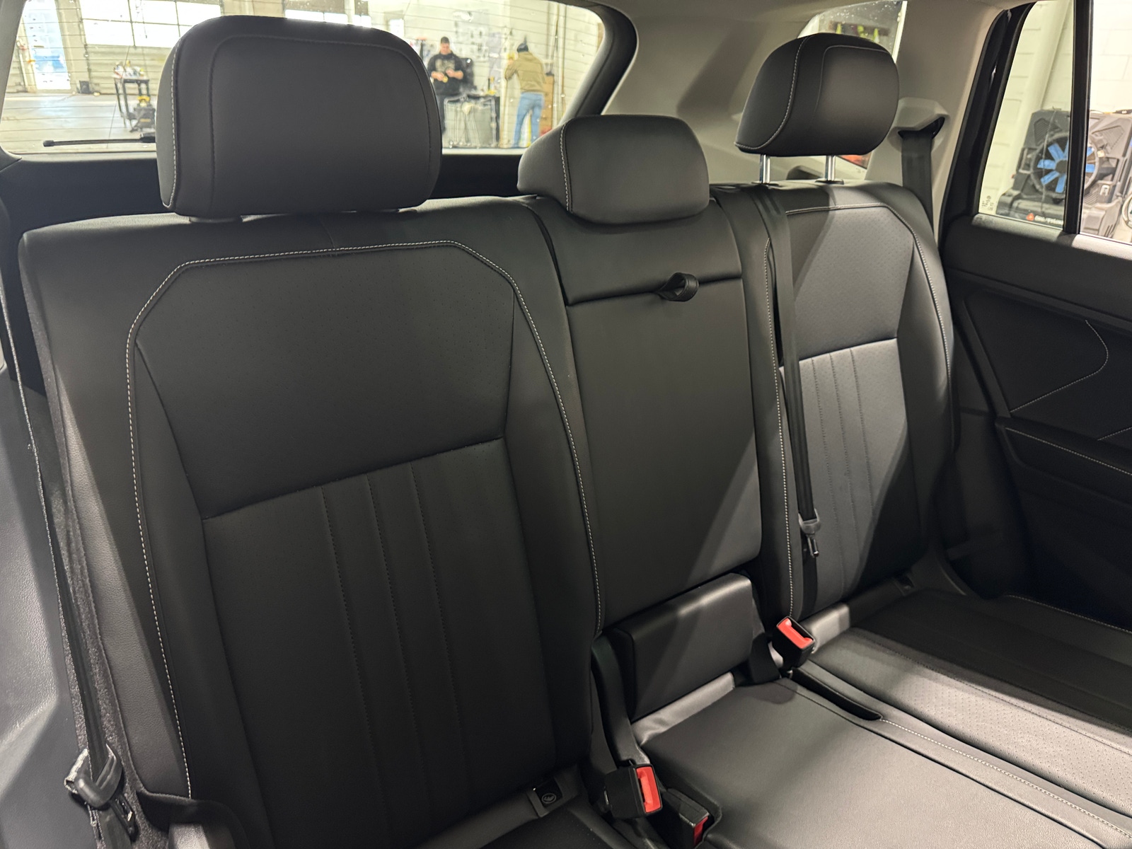 Thumbnail: 2022 Volkswagen Tiguan - 5