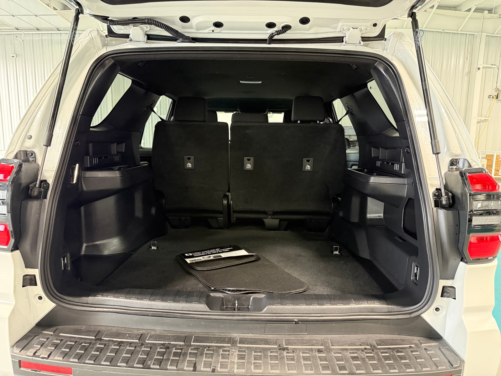 Thumbnail: 2025 Toyota 4Runner - 7