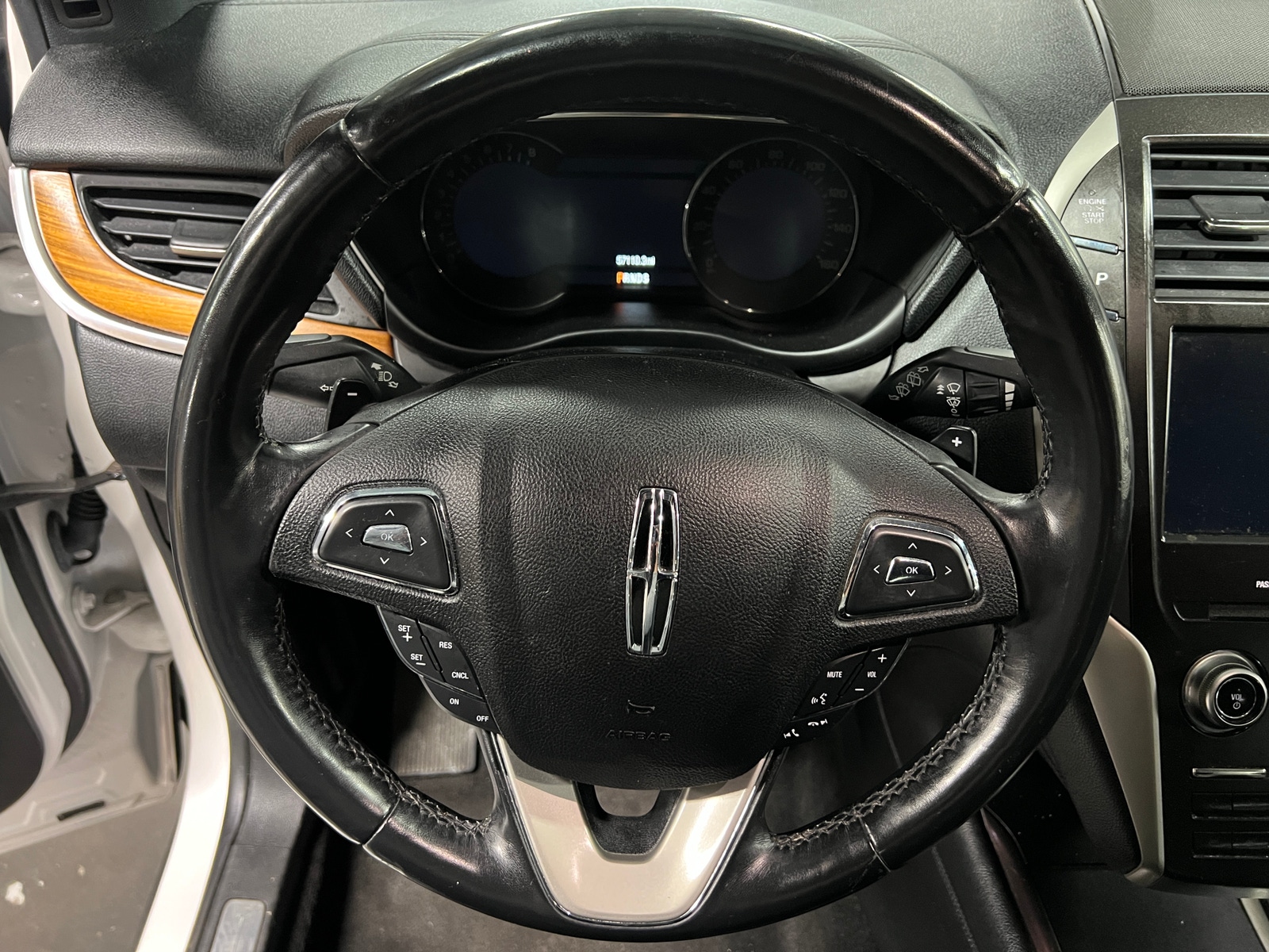 Thumbnail: 2019 Lincoln MKC - 4