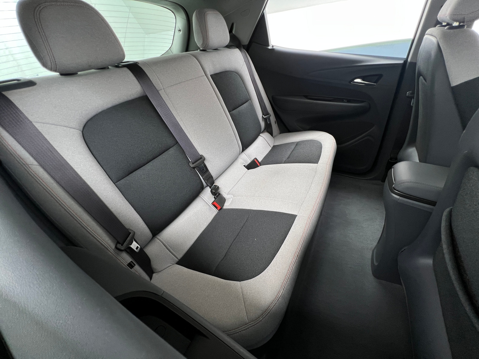 Thumbnail: 2017 Chevrolet Bolt EV - 6