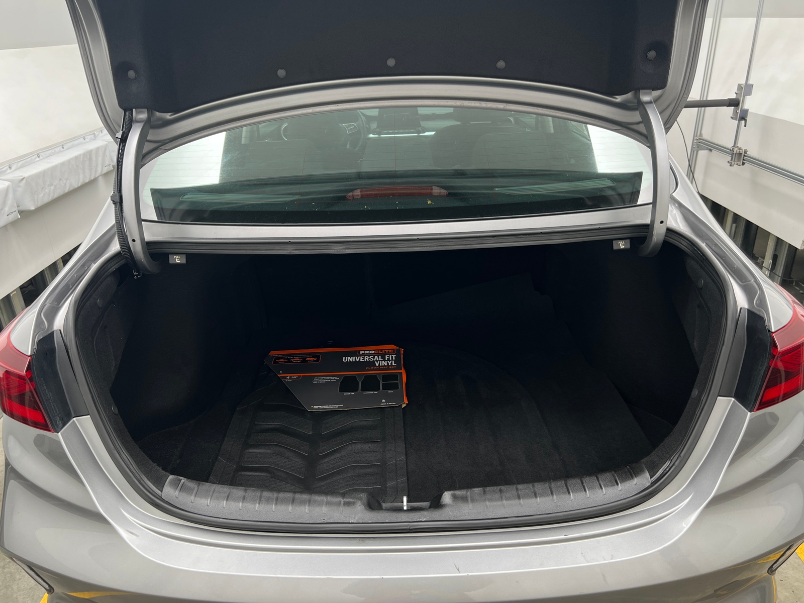 Thumbnail: 2024 Kia Forte - 7