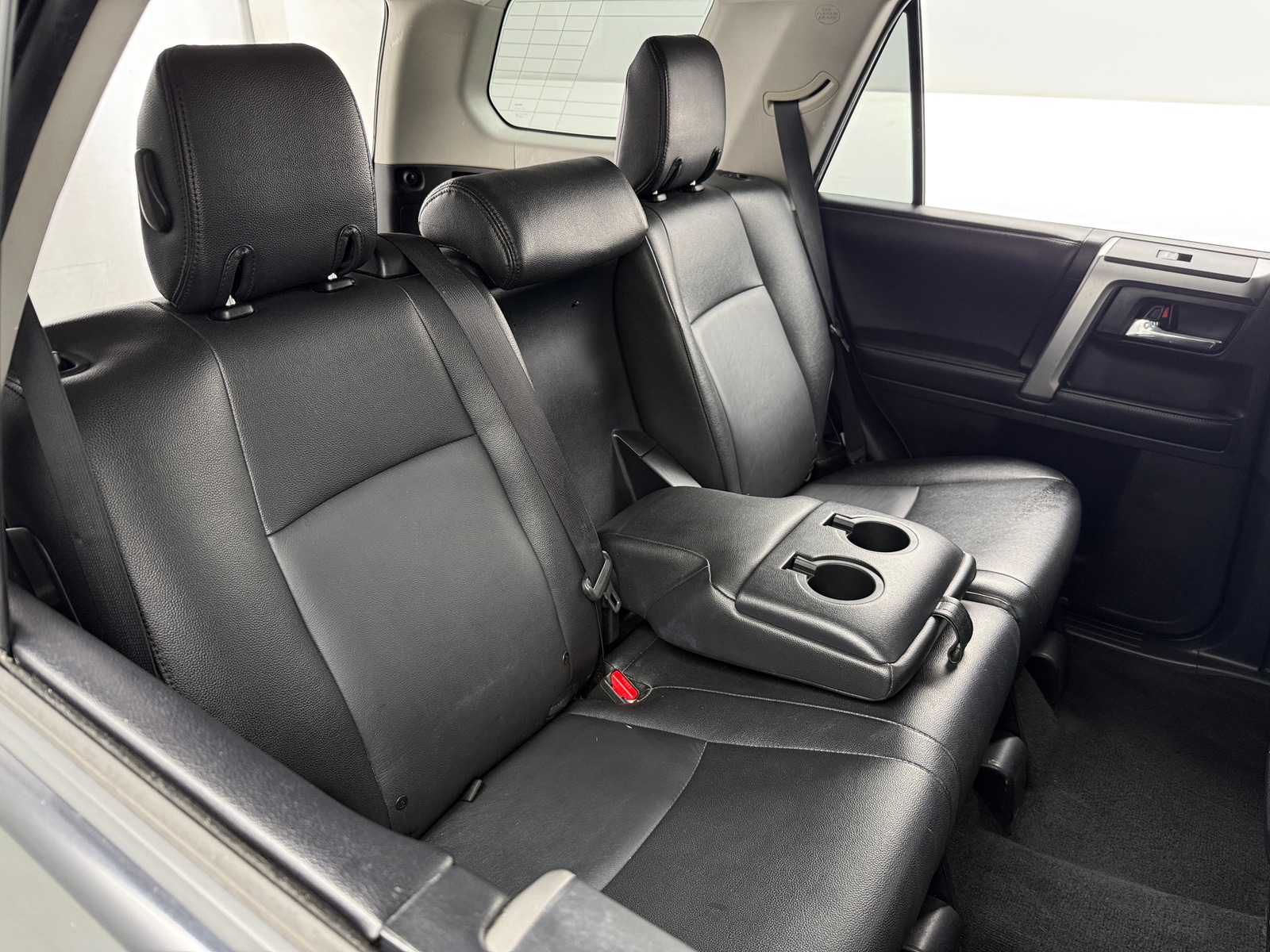 Thumbnail: 2016 Toyota 4Runner - 6