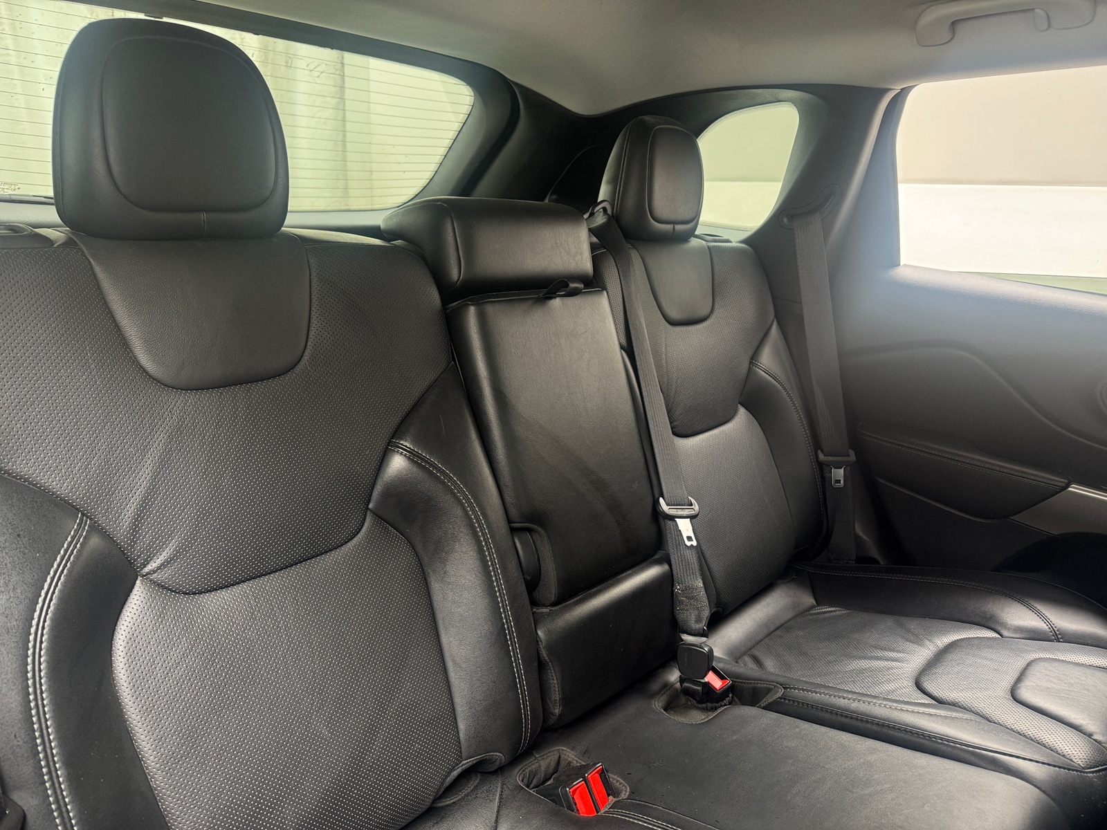 Thumbnail: 2021 Jeep Cherokee - 5