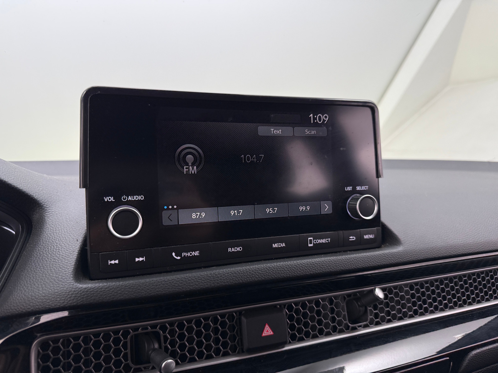 Thumbnail: 2022 Honda Civic - 4