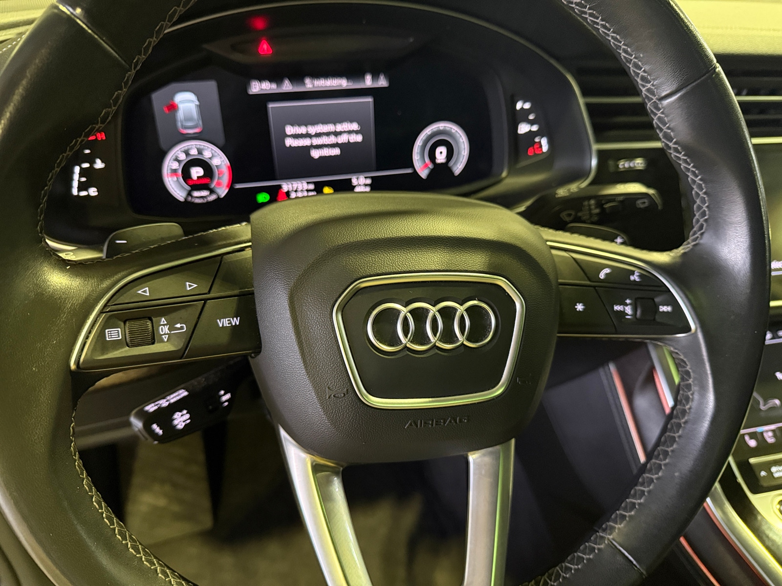 Thumbnail: 2023 Audi Q8 - 4