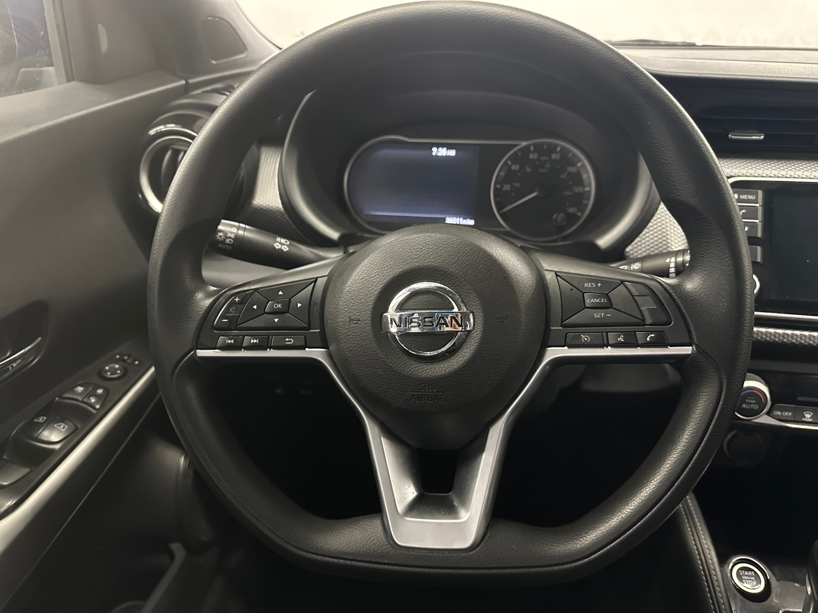 Thumbnail: 2019 Nissan Kicks - 5