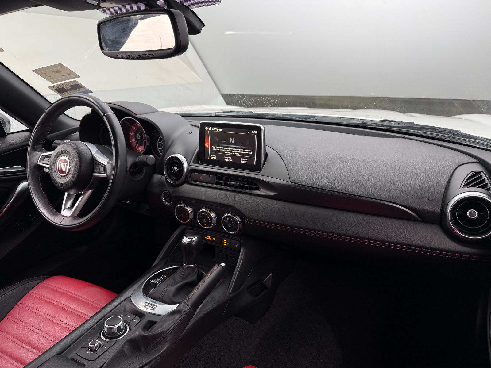 Thumbnail: 2018 Fiat 124 Spider - 2