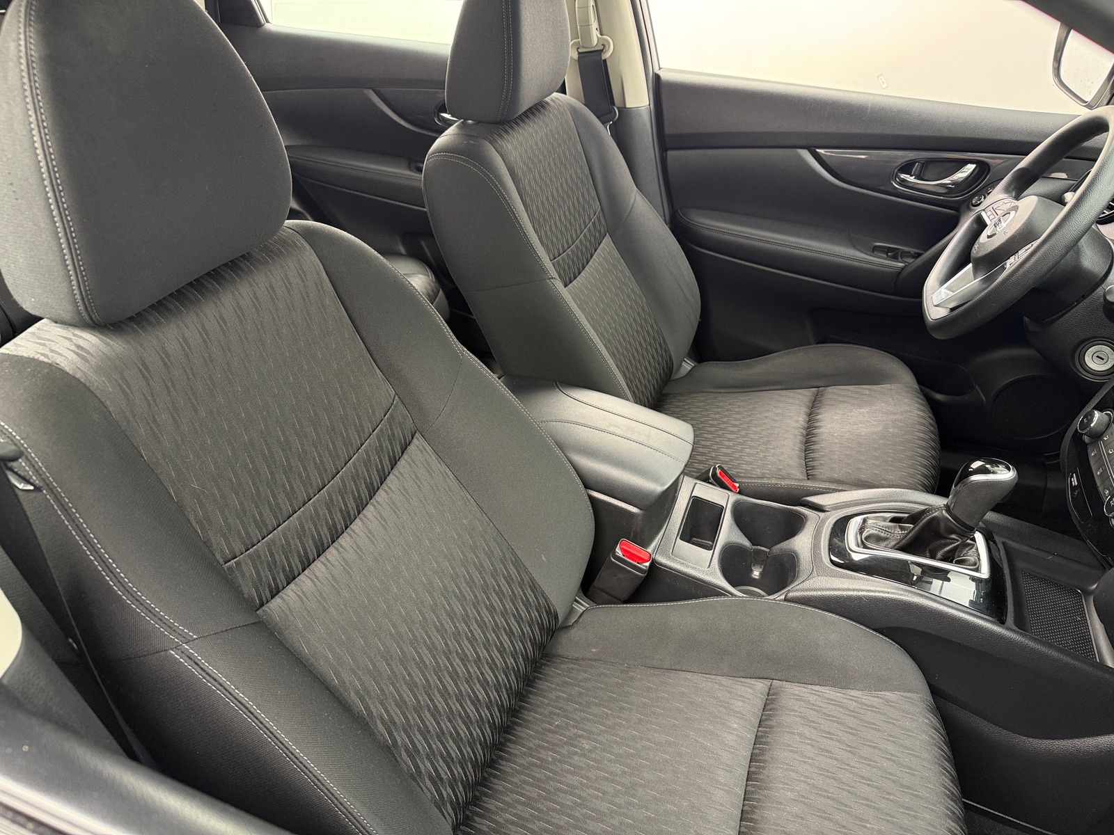 Thumbnail: 2018 Nissan Rogue - 2