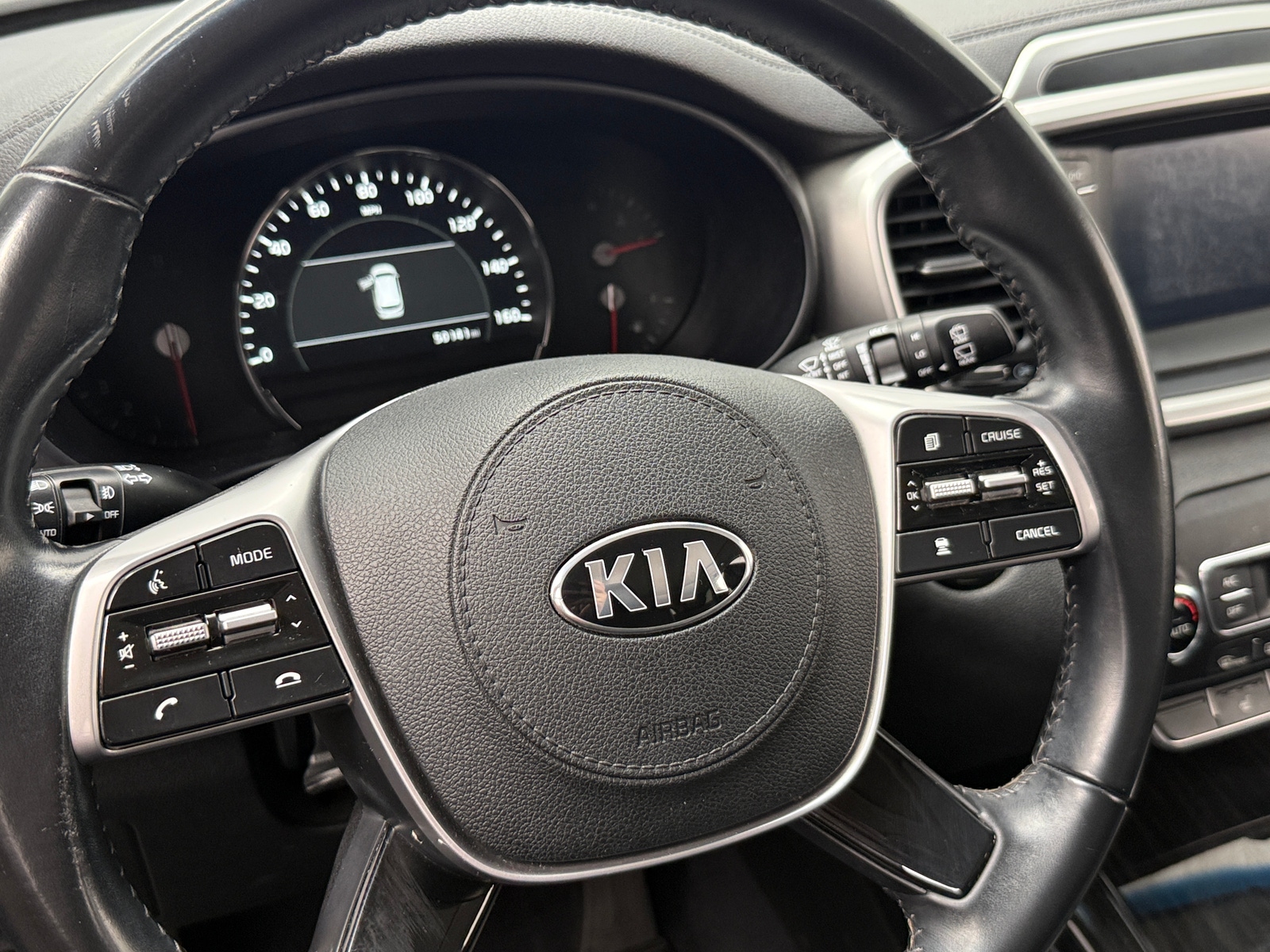 Thumbnail: 2020 Kia Sorento - 4