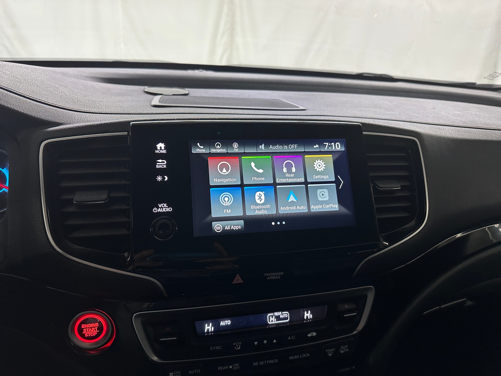 Thumbnail: 2019 Honda Pilot - 3