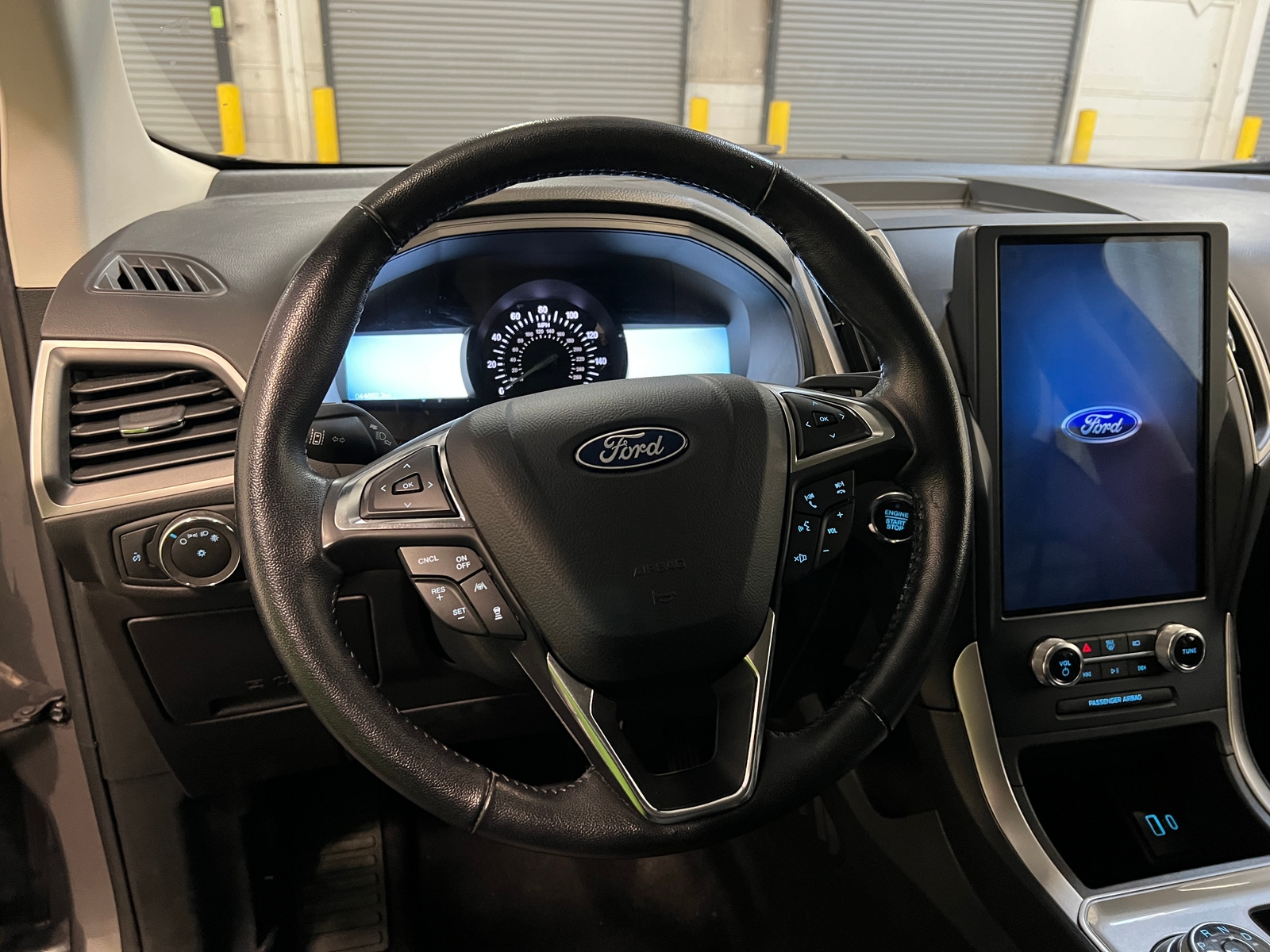 Thumbnail: 2023 Ford Edge - 3