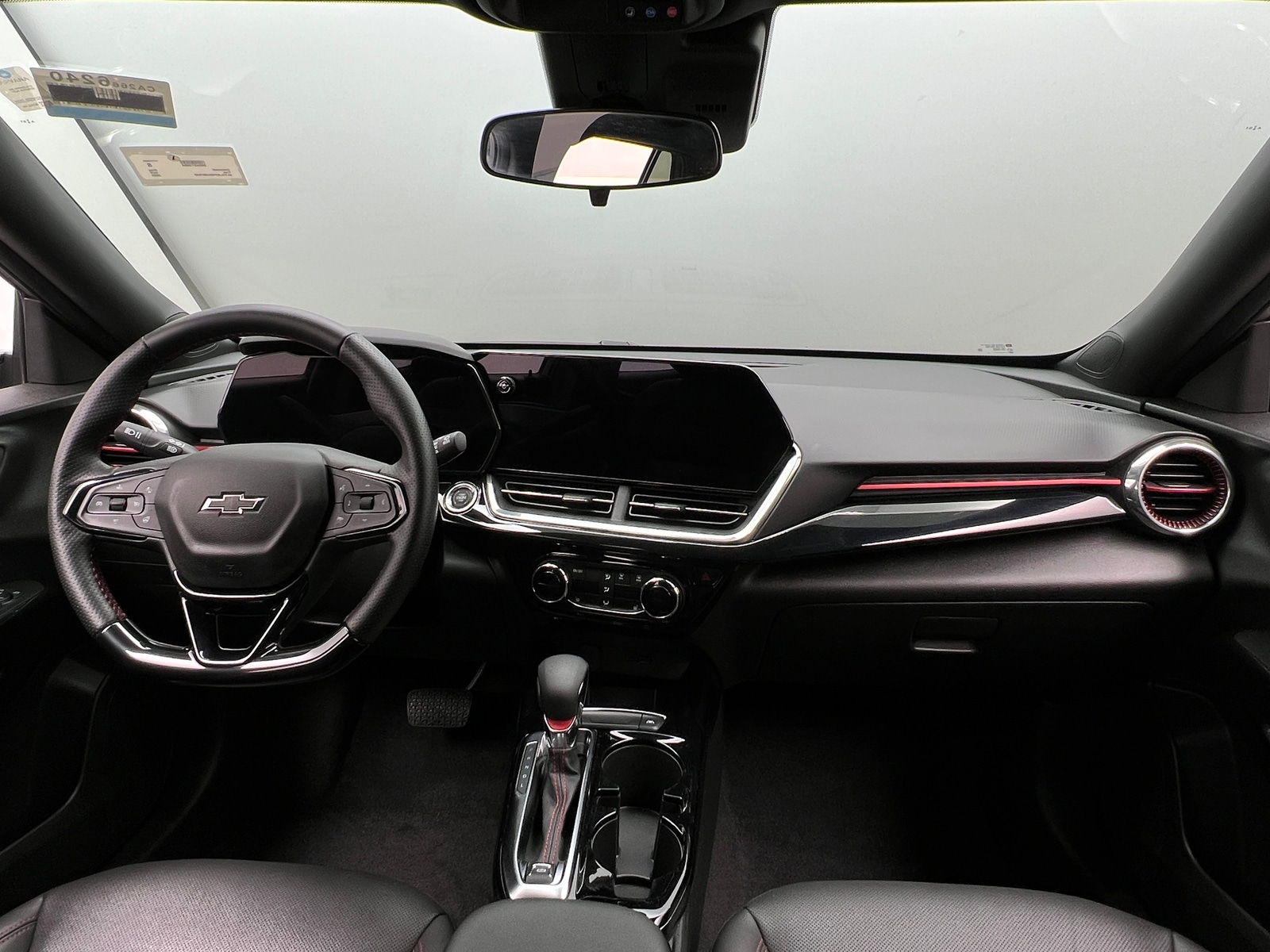 Thumbnail: 2025 Chevrolet Trax - 2