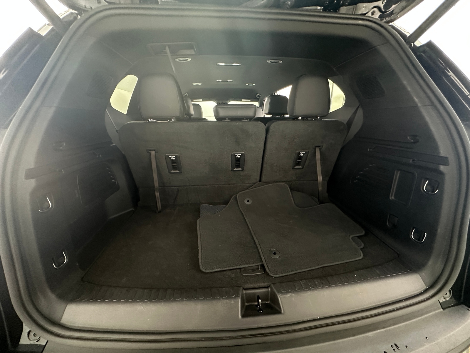 Thumbnail: 2024 GMC Acadia - 6